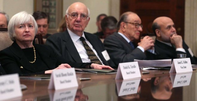 Los expresidentes de la Fed defienden el banco central de EEUU frente a los ataques de Trump