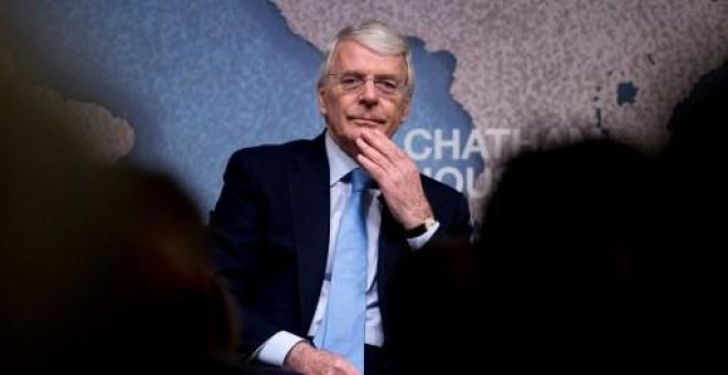 El exprimer ministro John Major llevará a Boris Johnson ante los tribunales