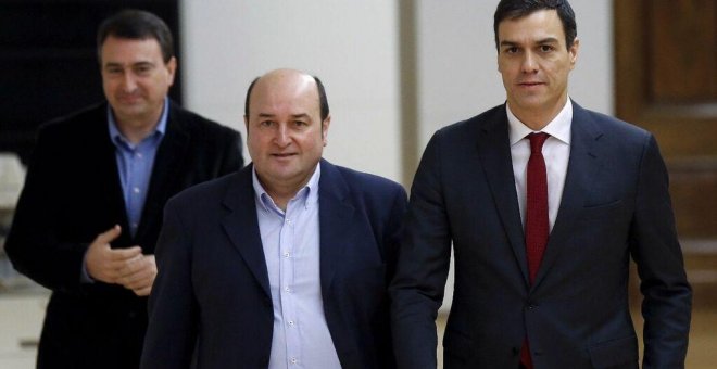 El PNV se reúne con Sánchez para "despejar incógnitas" sobre la hoja de ruta del PSOE
