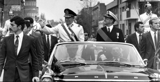 Pinochet, el triunfo del fascismo de mercado y su admiración mutua con el general Franco