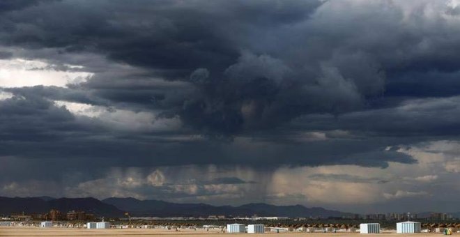 La gota fría dejará este miércoles fuertes lluvias en Catalunya, València y Baleares