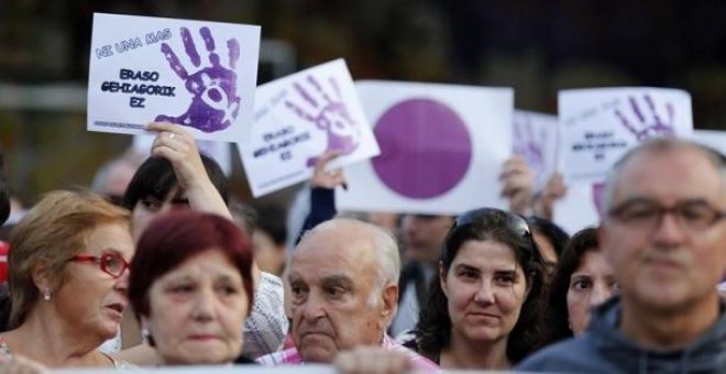 Prisión para dos de los tres acusados de retener y agredir sexualmente a una mujer en Bilbao