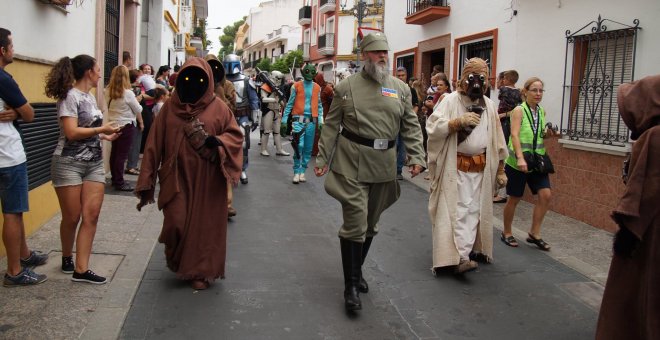 500 fans de Star Wars desfilan en Salamanca unidos por una buena causa