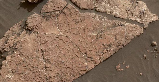 El rover Curiosity descubre restos de un antiguo lago en Marte