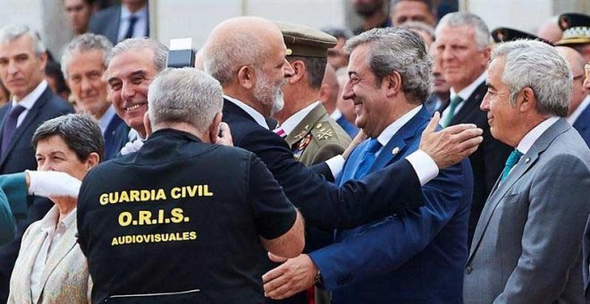 La cúpula de los Mossos se marcha ofendida de un acto de la Guardia Civil en Barcelona por los comentarios de sus mandos