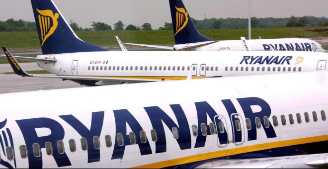 Los tripulantes de Ryanair convocan una huelga de seis días a finales de junio
