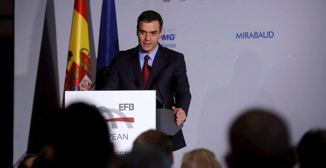 Sánchez cree que formará Gobierno en breve y promete a los empresarios rigor fiscal