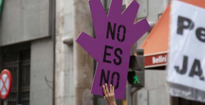 Las periodistas de 'Público' Cristina Fallarás y Ana Bernal, premiadas por su labor contra la violencia machista
