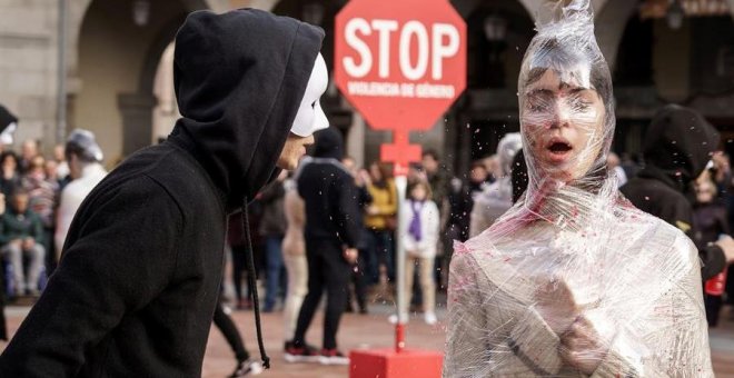 La jornada del Día de la Eliminación de la Violencia sobre la Mujer, en imágenes