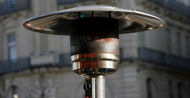 La ciudad francesa de Rennes prohíbe las estufas de gas en las terrazas para reducir las emisiones