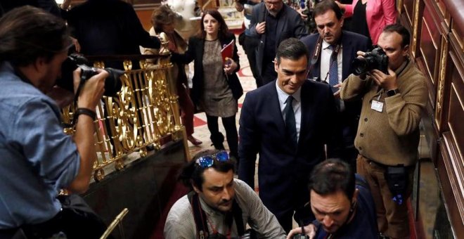Sánchez concluye una investidura plagada de obstáculos y giros del PSOE, y marcada por el bloqueo político