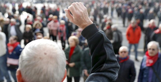 El movimiento de pensionistas vascos organiza protestas simbólicas por la crítica situación de las residencias