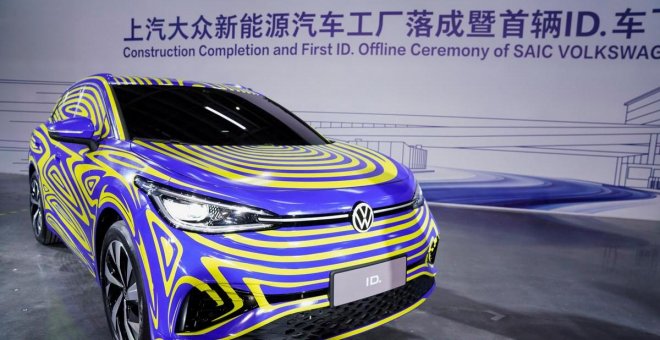 VW compra el 20% de un grupo chino de baterías para impulsar coche eléctrico