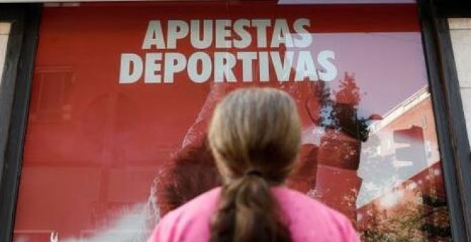 Las casas de apuestas florecen en Aragón pese a los vetos ficticios de las administraciones
