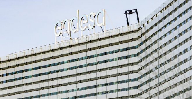 La CNMC multa con 300.000 euros a Endesa por cambiar los contratos de un cliente sin consentimiento
