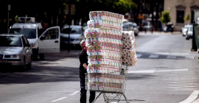 Las fábricas catalanas de papel higiénico aumentan su producción ante el aumento de la demanda