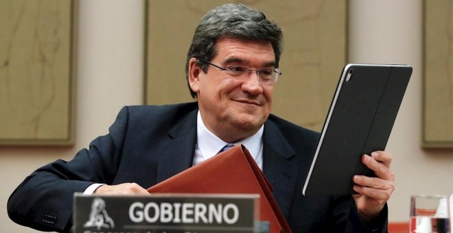 Descoordinación en el Gobierno: Escrivá dice que se enteró por la prensa de la presentación del ingreso mínimo