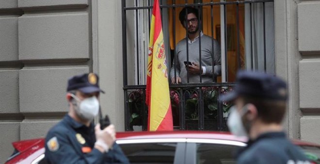 La izquierda, ante el reto de recuperar la bandera de España que ondea en su contra