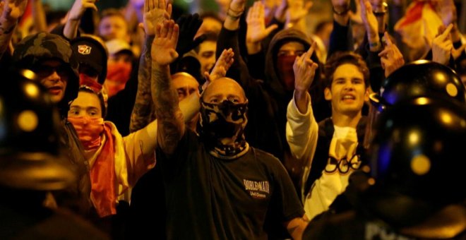 Palizas y gestos nazis: así creció la violencia ultraderechista contra el independentismo catalán