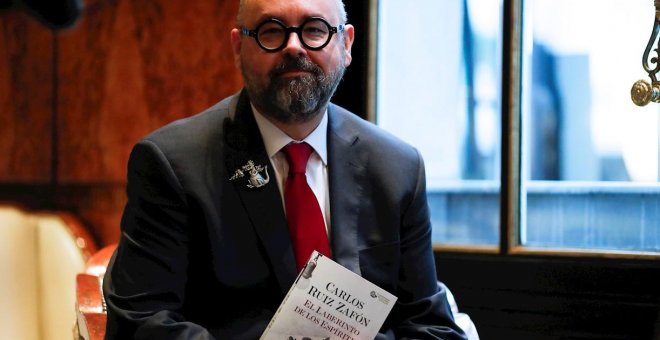 Muere el escritor Carlos Ruiz Zafón a los 55 años