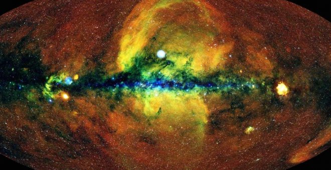 Un nuevo mapa del cielo en rayos X reta a la misteriosa energía oscura