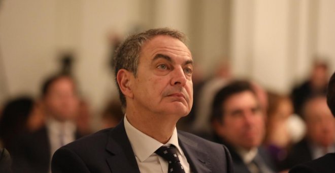 Zapatero pide a la oposición venezolana que "reflexione" sobre su no participación en las elecciones