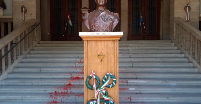 La "guerra de las estatuas" en Hungría que sacó a la luz el Black Lives Matter