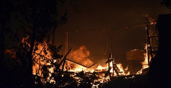 Un incendio destruye gran parte del campamento de refugiados griego de Moria