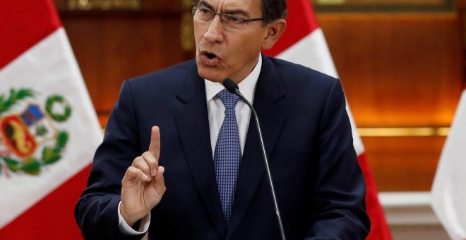 El Congreso de Perú abre la puerta para destituir al presidente Vizcarra