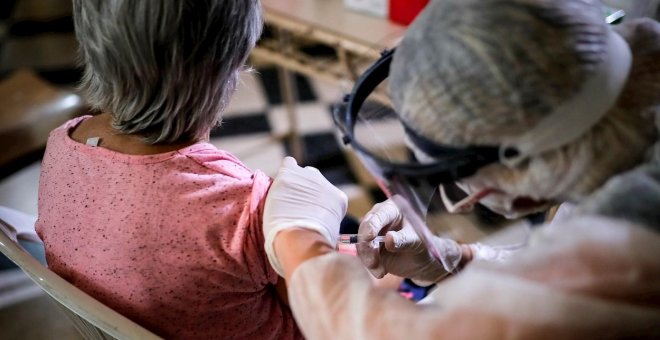 Ceuta traslada a Sanidad que se queda sin vacunas y suspende su campaña