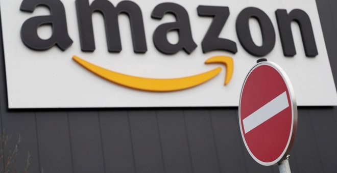 La CNMC obliga a Amazon a proteger los datos de los usuarios al concluir que realiza labores de operador postal