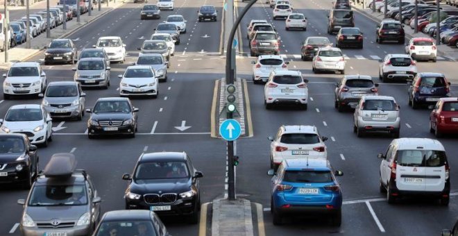 La inseguridad del transporte público frente al virus resucita la movilidad en coche