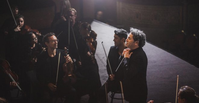 Symphony: un viaje inédito al corazón de la música bajo la batuta de Gustavo Dudamel