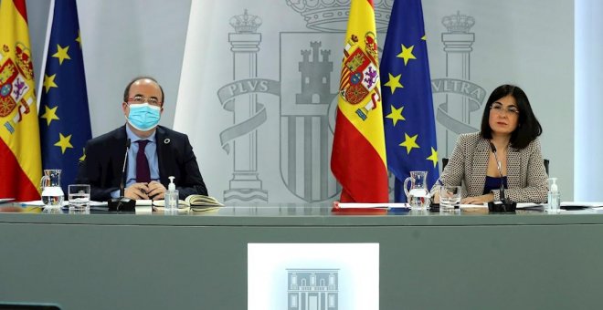 Sanidad y las comunidades pactan cerrar en el puente de San José y en Semana Santa y Madrid dice que no acatará el acuerdo