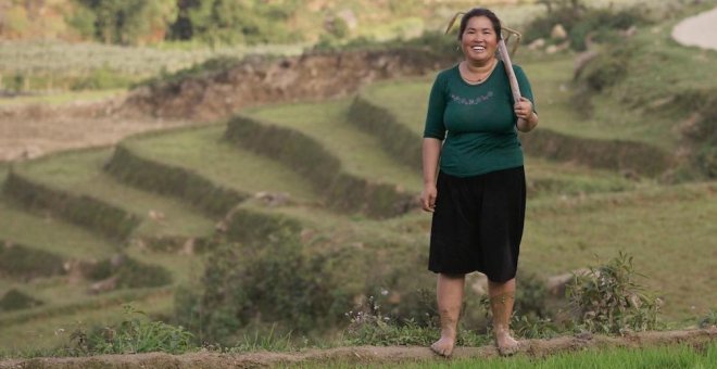 Mujer tenías que ser