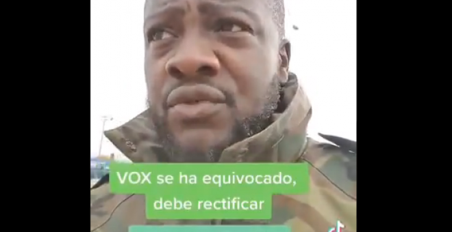 El militante de Vox Bertrand Ndongo carga contra su partido por amenazar con deportar al portavoz de los manteros
