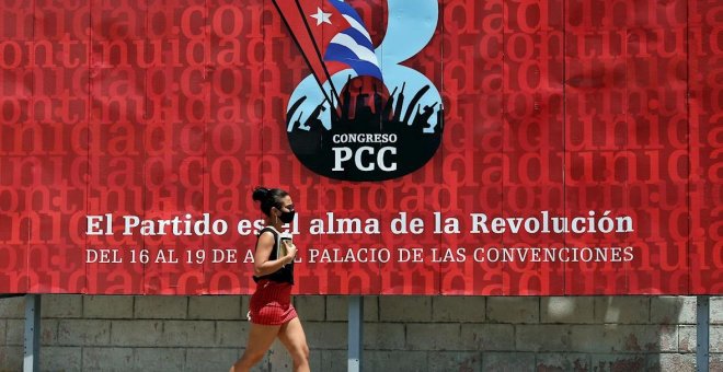 Raúl Castro pasa el testigo de la Revolución cubana a Miguel Díaz-Canel