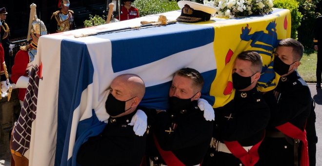 Reino Unido despide a Felipe de Edimburgo con un funeral íntimo y militar