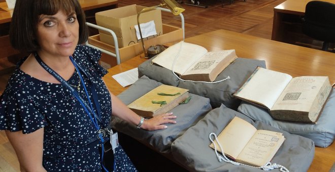 La Biblioteca Nacional recupera 467 libros valorados en 400.000 euros entregados por el franquismo a los monjes del Valle de los Caídos