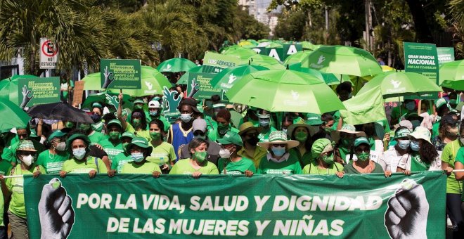 Miles de dominicanos marchan por la despenalización del aborto en tres casos