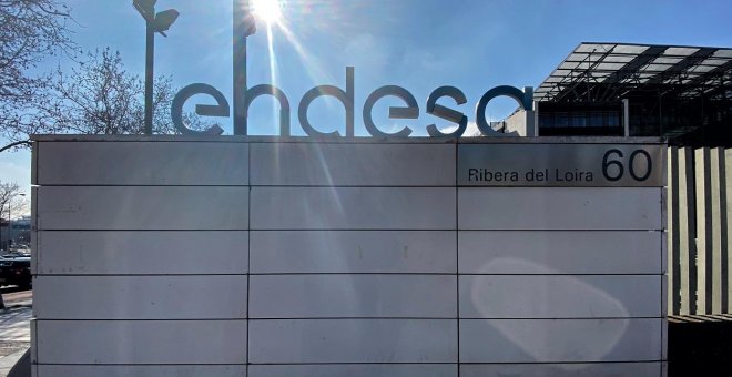 Endesa reduce un 26,2% el beneficio del semestre, hasta 832 millones, pero reafirma sus objetivos para 2021