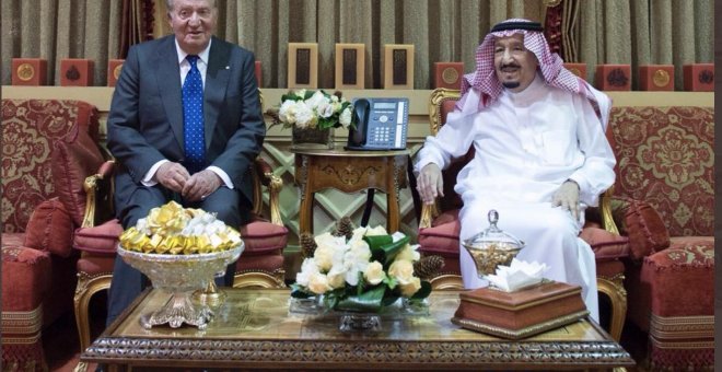 Juan Carlos I escondió cinco viajes a Arabia Saudí de su agenda pública entre 2015 y 2018, y otras 4 noticias que debes leer para estar informado hoy, martes 3 de agosto de 2021