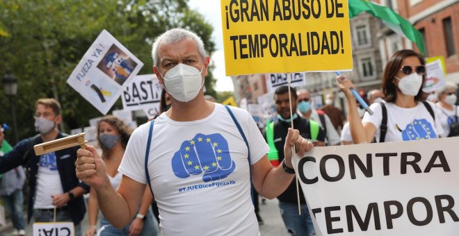 Los interinos con más de cinco años en la misma plaza serán fijos sin opositar