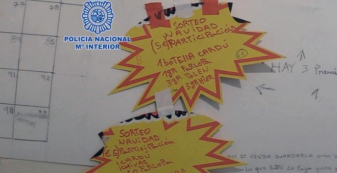 Cocaína, hachís, alcohol, dinero y un jamón: la 'narcocesta' de Navidad que sorteaban unos traficantes en Murcia