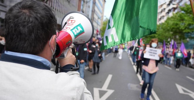 La mayoría sindical vasca prepara una "respuesta contundente" contra la reforma laboral