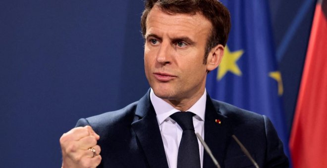 Un Macron en campaña electoral mide su poder internacional con la crisis en Ucrania