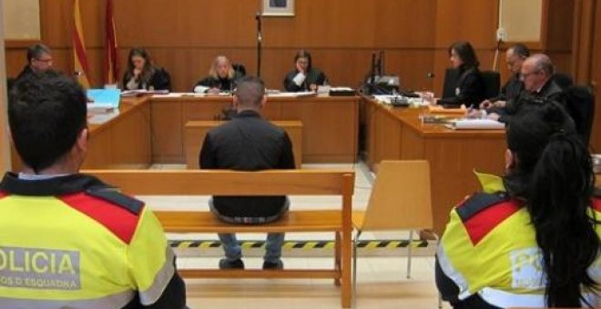 Arranca el juicio por la primera agresión homófoba registrada en el metro de Barcelona