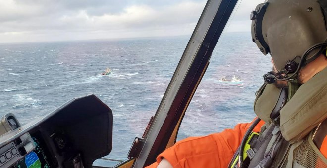 Los supervivientes y cadáveres del barco gallego naufragado llegan este viernes al puerto de Terranova