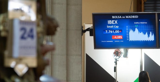 La Bolsa española cae un 3,7% ante la inquietud generada por la guerra en Ucrania