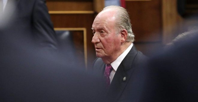 Juan Carlos I mantendrá su residencia en Abu Dabi y no visitará España de forma inmediata